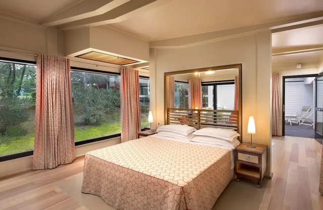 جناح جونيور ديلوكس بسرير مزدوج مع أريكة، Alborea Ecolodge Resort 1/3