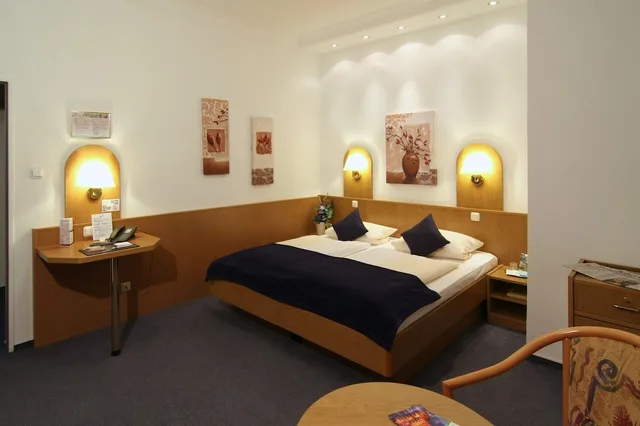 غرفة قياسية بسريرين منفصلين، Hotel West 7/10