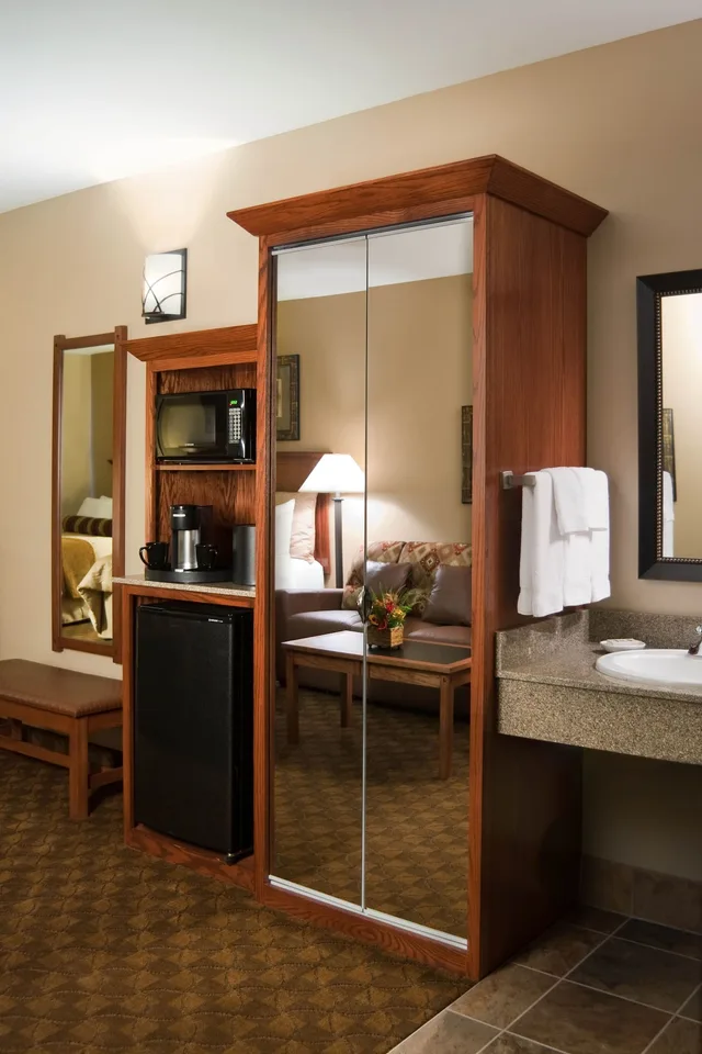 غرفة ديلوكس بسريرين كوين، The Lodge At Deadwood Gaming Resort 5/5