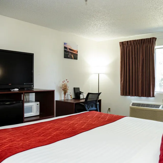 غرفة بسرير كينج، New Victorian Inn York 6/8