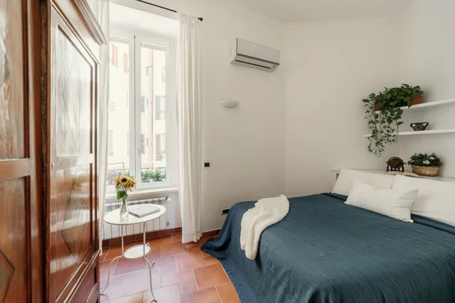 غرفة بسرير كوين، Domus Quiritum 2/10