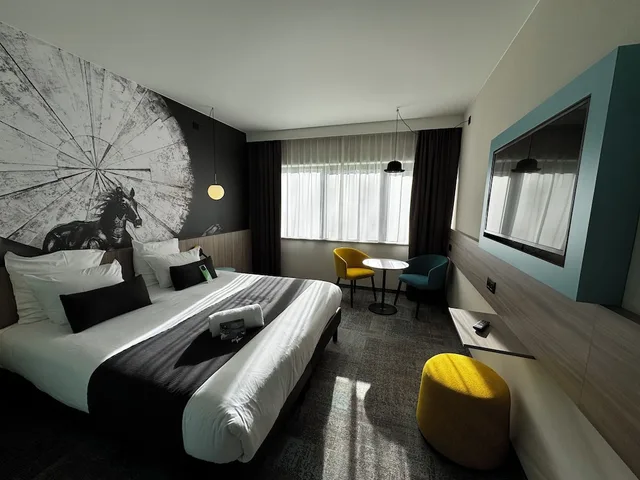 غرفة تنفيذية بسرير كوين، HOTEL CASTEAU RESORT MONS 5/10
