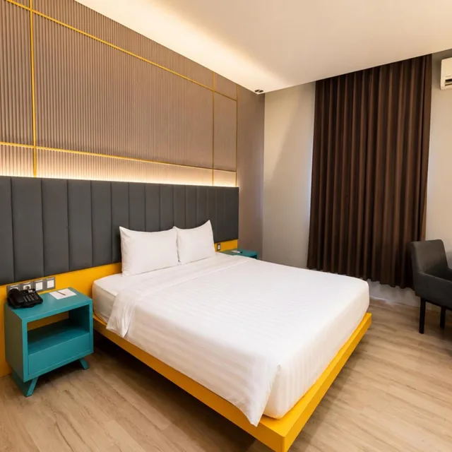 غرفة بسرير مزدوج أو سريرين منفصلين، Grand Kangen Hotel Urip Sumoharjo 2/10