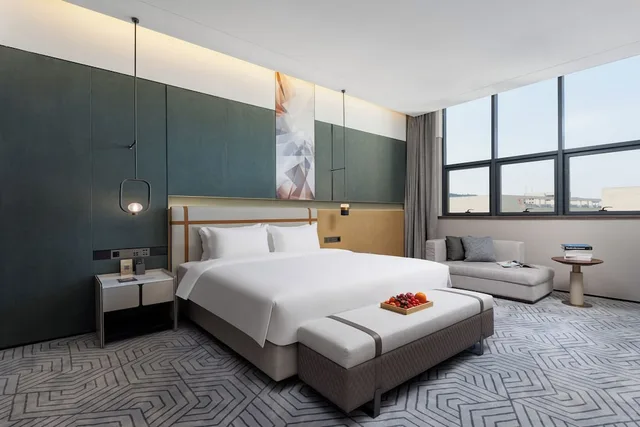غرفة تنفيذية بسرير كينج، UrCove by Hyatt Dongguan Fenggang 2/4