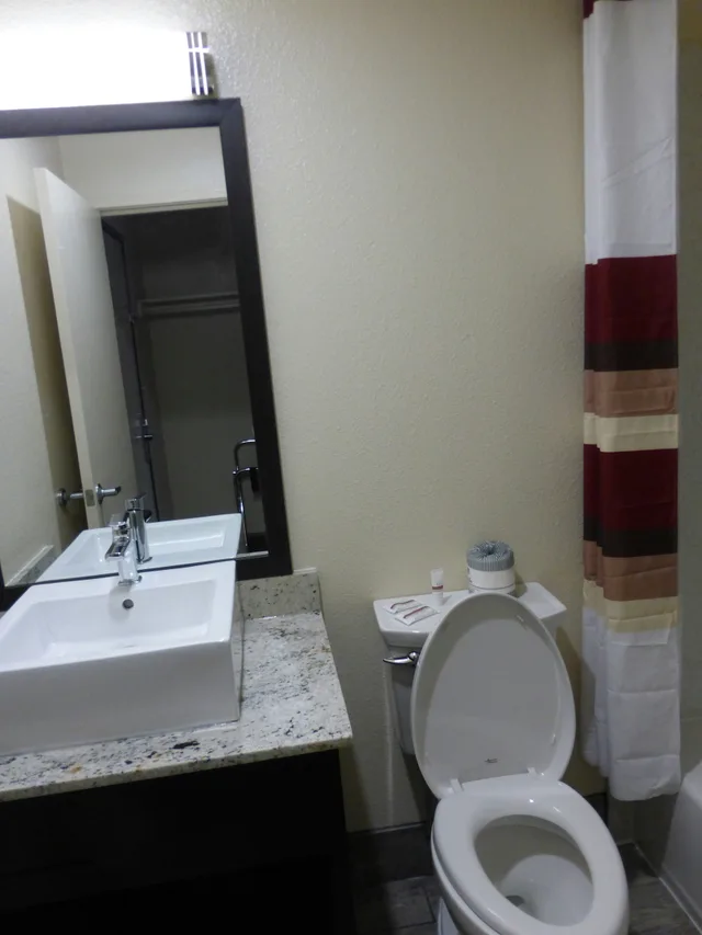 غرفة ديلوكس بسريرين كوين، Red Roof Inn Hayward 5/5