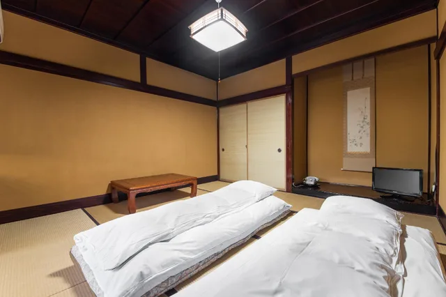 غرفة يابانية بحمام مشترك، Kadokyu Ryokan 1/1