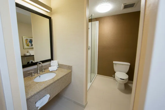 غرفة بسرير كينج، Fairfield Inn Suites By Marriott Burlington 2/2