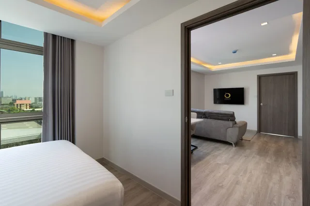 غرفة عائلية رباعية بسرير كينج وسرير كوين، ORION Hotel and Residence Bangkok 6/7