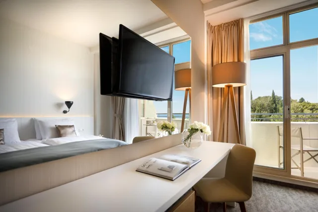 Room, Double Bed, Lateral Side Sea View, Balcony، Remisens Hotel Albatros-All inclusive 4/4