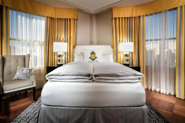 غرفة قياسية بسرير كوين لذوي الإعاقة، Staypineapple An Elegant Hotel Union Square 1/2