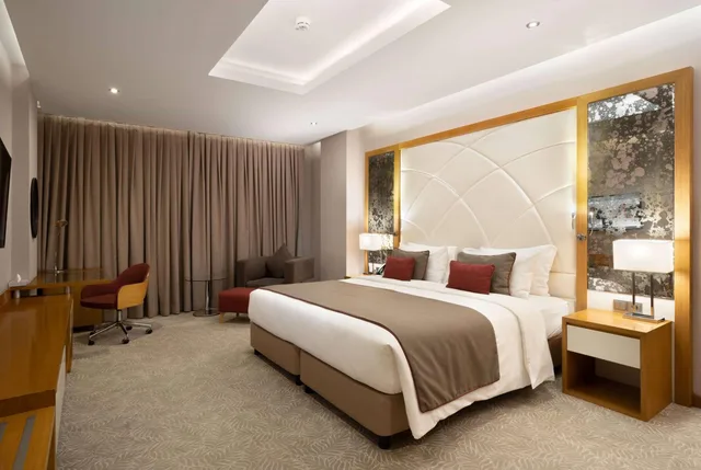 جناح بسرير كينج، Ramada by Wyndham Erbil Gulan Street 2/5