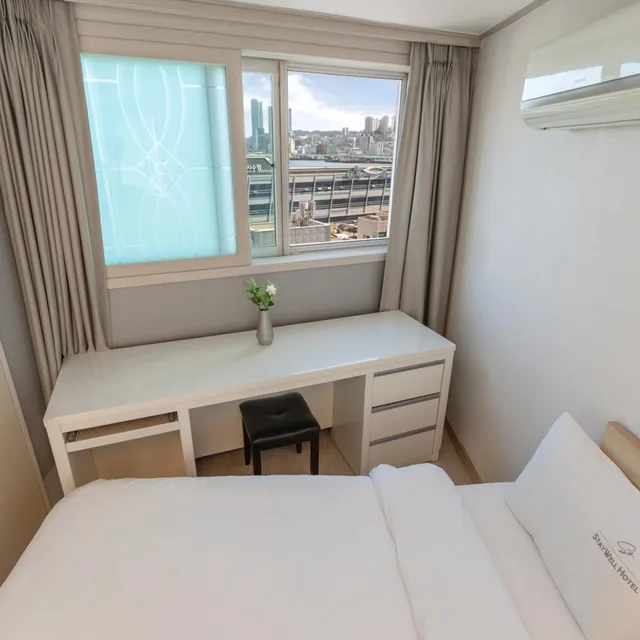 غرفة عائلية بسرير مزدوج، Staywell Hotel 7/10