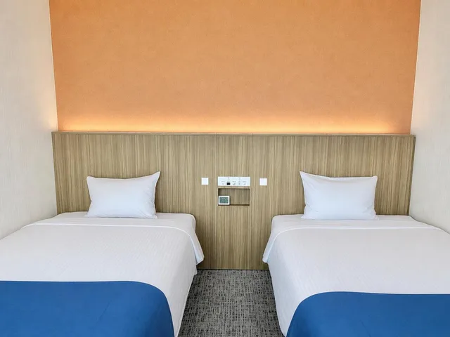 Room, Twin Beds, Hotel 21 2/9