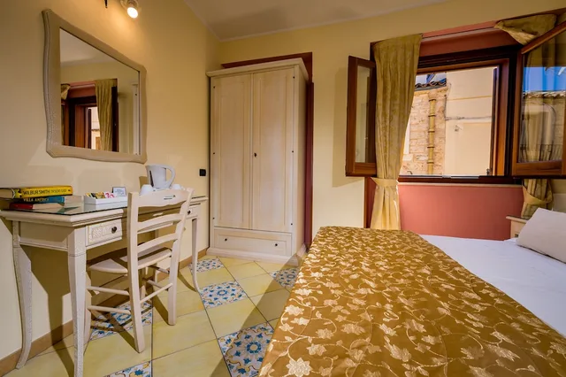 غرفة كلاسيكية بسريرين منفصلين، HOTEL CALA MARINA 9/9