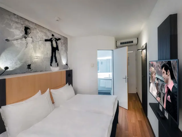 غرفة بسريرين منفصلين، IBIS LOCARNO 2/9