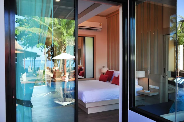 Room, Double Bed, Beach Front, Pool Access، Lanta Sand Resort And Spa 8/10