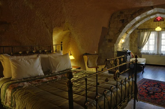 Family Cave Suite، Dere Suites 6/10