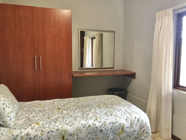 2 Bedrooms, Family, Bungalow, Queen and Twin Beds, Gecko Cottage 6/10