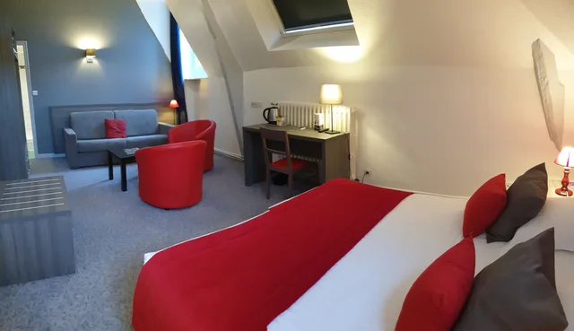 غرفة عائلية بسرير كوين، Citotel Le Rohan 2/3