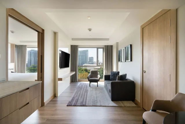 جناح تنفيذي بسرير كينج بإطلالة على المدينة، Courtyard By Marriott North Pattaya 3/4