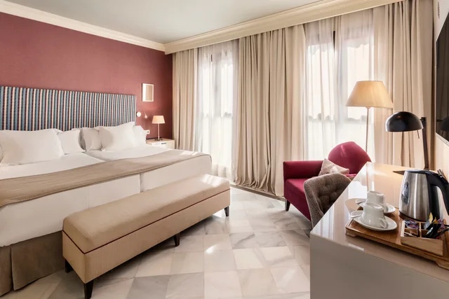 غرفة متصلة بسرير مزدوج أو سريرين منفصلين، Vincci Albayzin Hotel 5/10