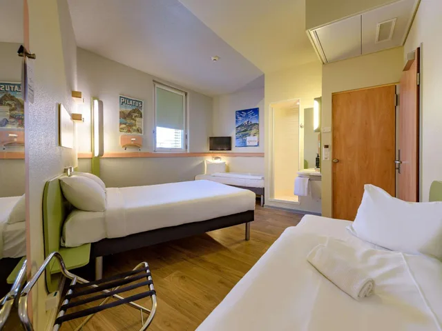 Family, Single Bed, Ibis Budget Luzern City 1/10