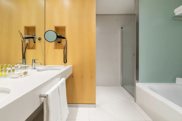 جناح جونيور بسرير كوين، Eurostars Palacio De Cristal 3/3