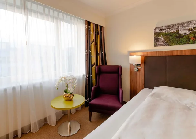 غرفة كومفورت بسريرين منفصلين، PLAZA Premium Wien 4/8