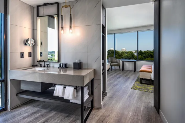غرفة ديلوكس بسرير كينج، Hyatt Centric Charlotte/Southpark 2/2
