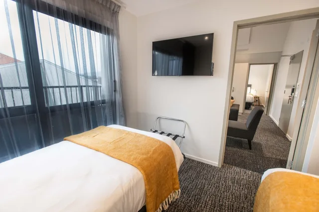 شقة بسرير كوين وسريرين منفصلين بغرفتي نوم، Hotel Give 3/10