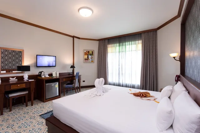 غرفة غراند ديلوكس بسرير مزدوج، Erawan Hotel 8/10