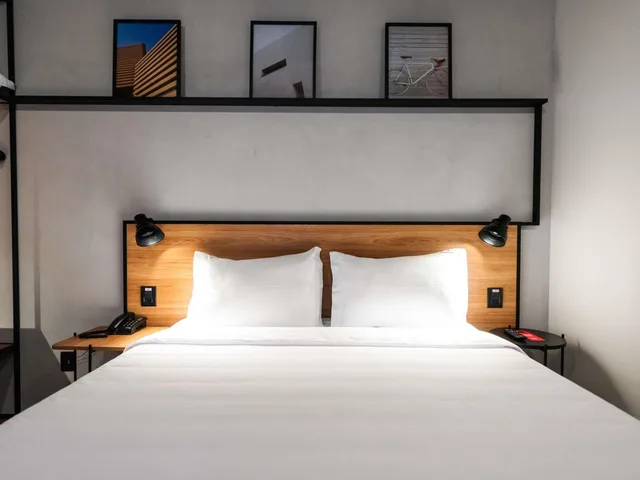 غرفة قياسية بسرير كوين، ibis Tubarao 4/9