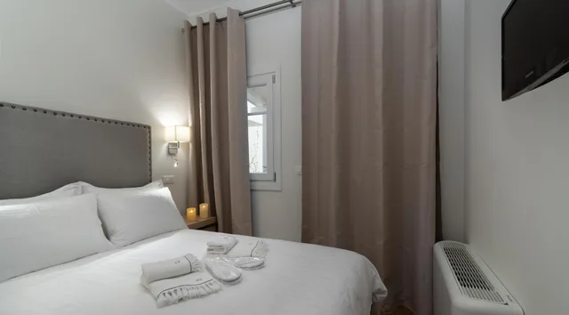 جناح جونيور، Porto Vecchio Spetses Luxury Suites 1/9