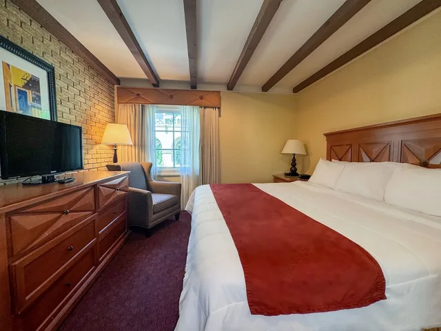جناح بسرير كينج مع أريكة، La Posada Hotel 1/5