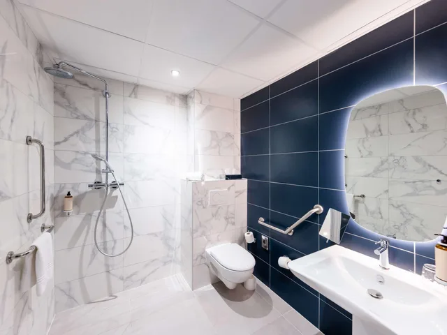 جناح جونيور، Mercure Nancy Centre Place Stanislas Hotel 3/4
