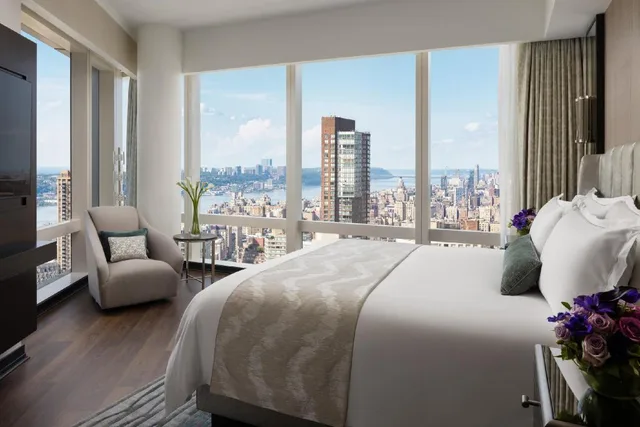 2 Bedrooms, Hudson, Suite، Mandarin Oriental New York 2/4