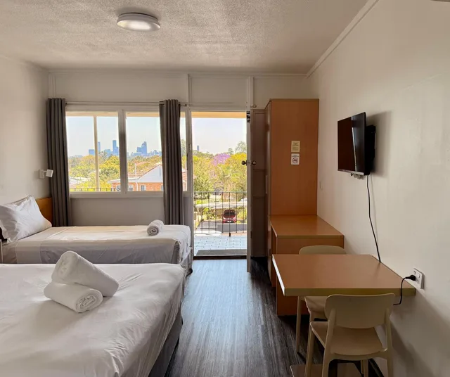 غرفة بسرير كوين وسرير فردي، Annerley Motor Inn 2/10