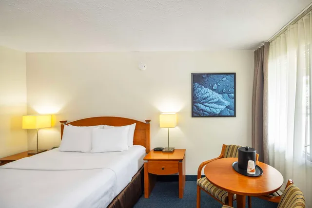 غرفة بسرير كوين، Quality Inn Rouyn-Noranda 1/2