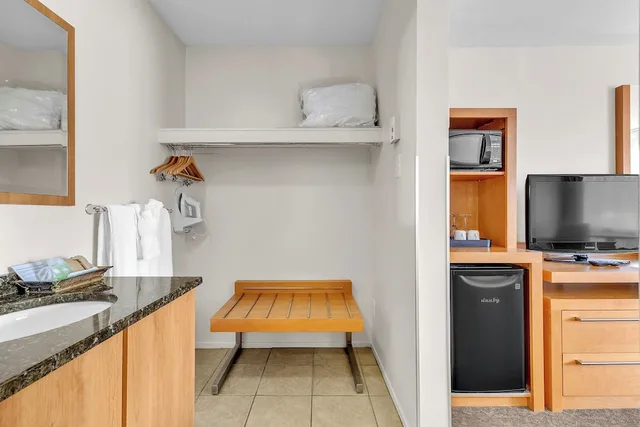 غرفة بزنس بسرير كوين، Motel Adam 6/6