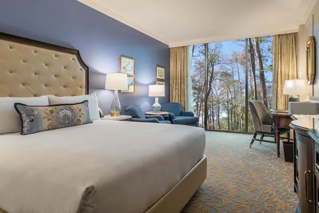 غرفة بريميير تنفيذية بسرير كينج بإطلالة، Houstonian Hotel Club Spa 1/2