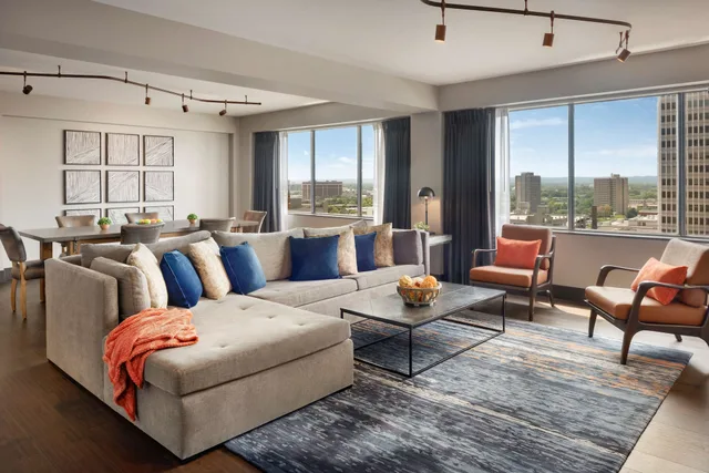 Vip, Suite, 2 Double Beds، Hyatt Regency Louisville 5/7
