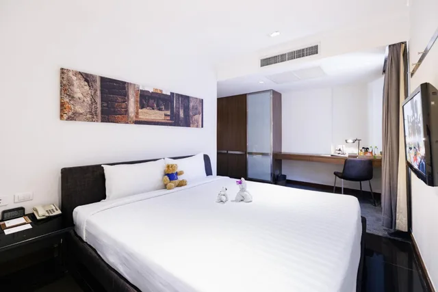 غرفة ديلوكس بسرير كوين، S33 Compact Sukhumvit Hotel 2/10