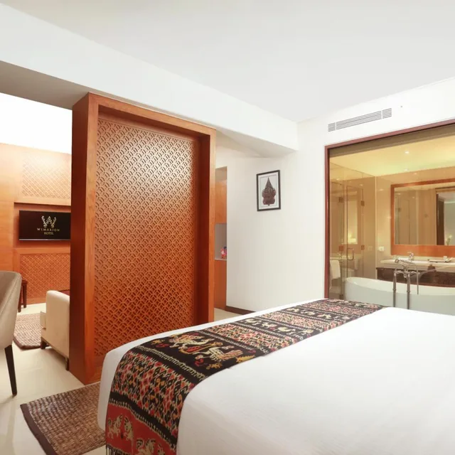 Executive, Suite, Wimarion Hotel Semarang 1/6