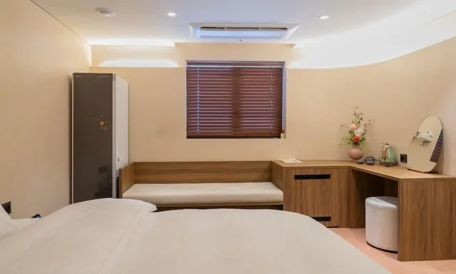غرفة ديلوكس بسرير كينج، Jamsil Orosie Tourist Hotel 3/5