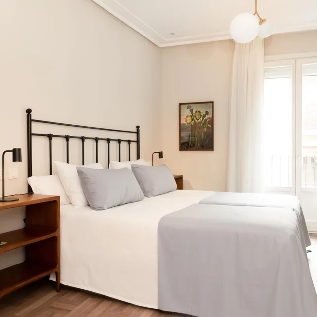 Room, Twin Beds, Hotel Sauce 3/4