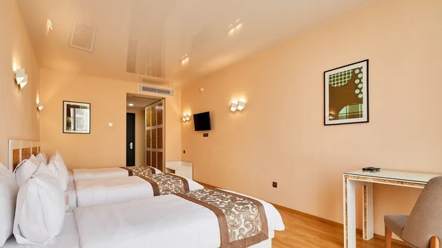 Room, Triple, Iveria Inn Tbilisi 10/10