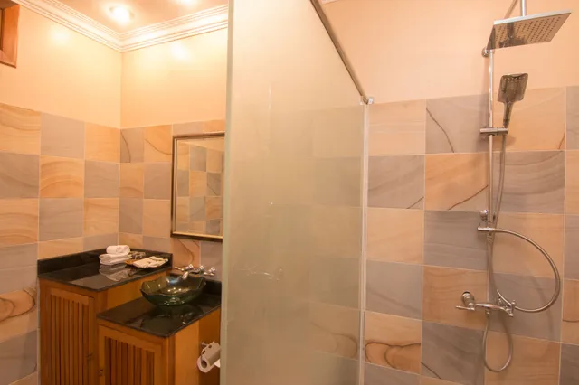 جناح عائلي بسرير كينج وسريرين منفصلين بغرفتي نوم، Bb Angkor Residence 9/10