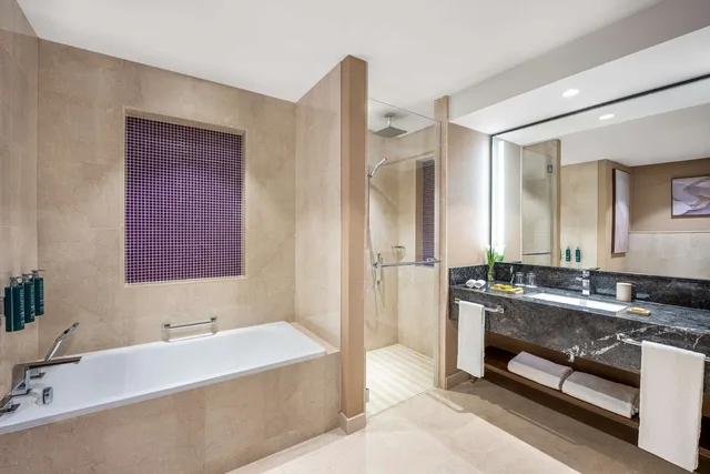 1 Bedroom, Apartment, 2 Double Beds, Sea View, Hilton Al Khobar King Fahd Causeway 1/1