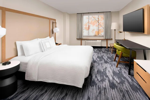 غرفة بسرير كينج، Fairfield Inn Suites By Marriott Alexandria Landmark 4/10