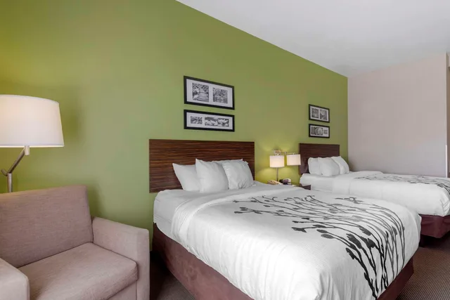 غرفة بسريرين كوين، Sleep Inn & Suites Cave City 4/5